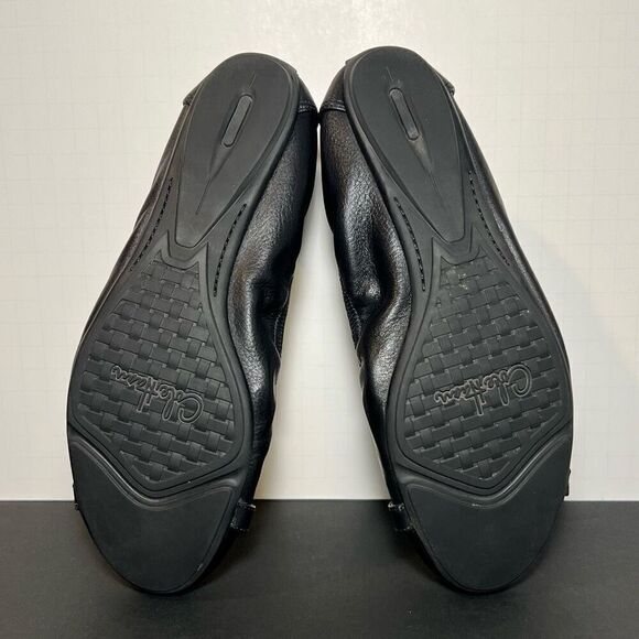 Womens COLE HAAN Classic Black Leather Slip On Flats / Size 7 Medium - Picture 7 of 8